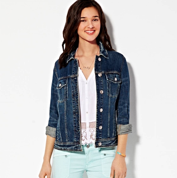 American Eagle Outfitters Jackets & Blazers - American eagle destroyed denim jacket size L